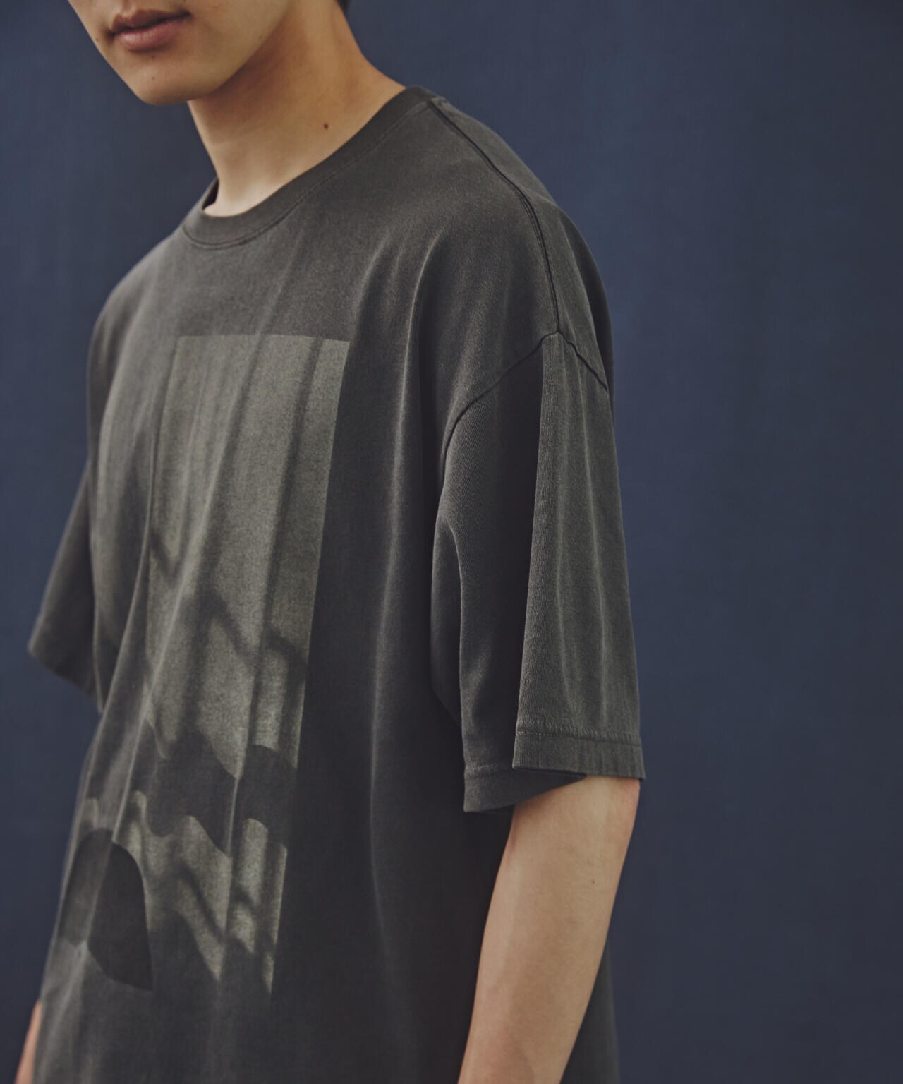 「Commonuse」ヴィンテージライク Photo Tシャツ 6724224215