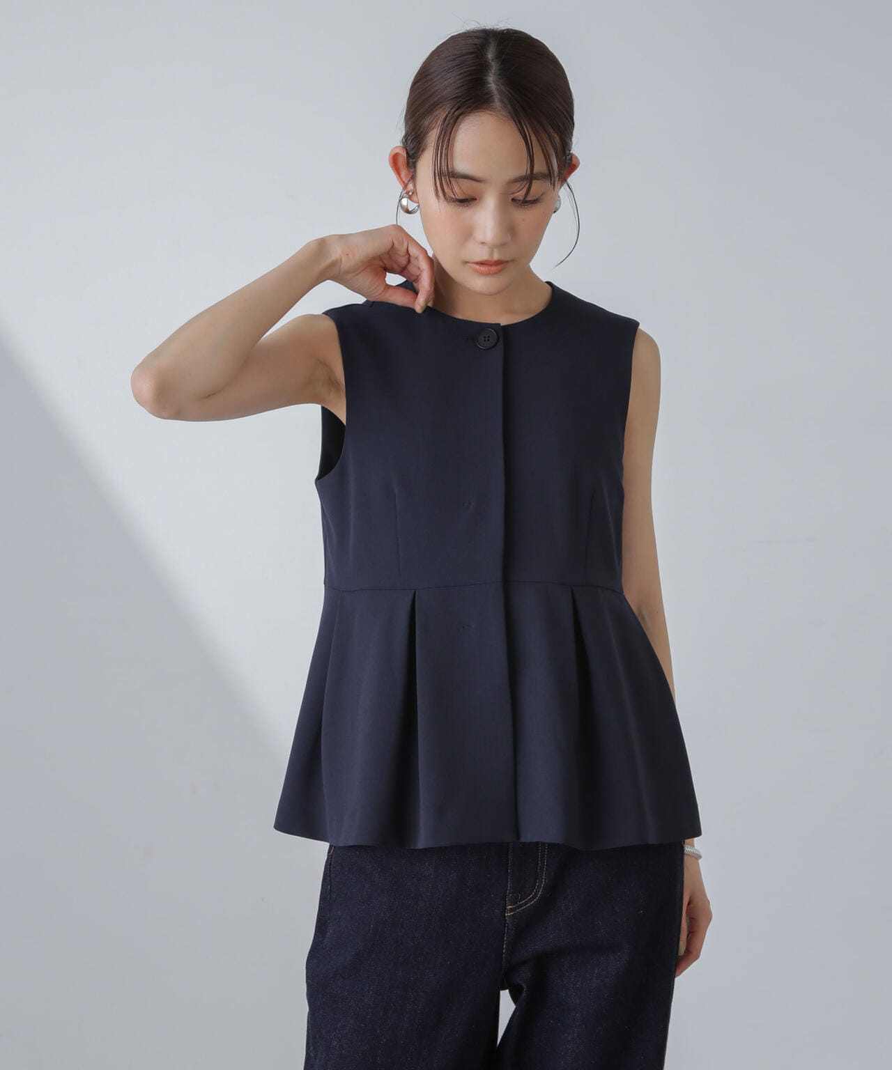 多機能素材ペプラムジレ(セットアップ可) 6734116306