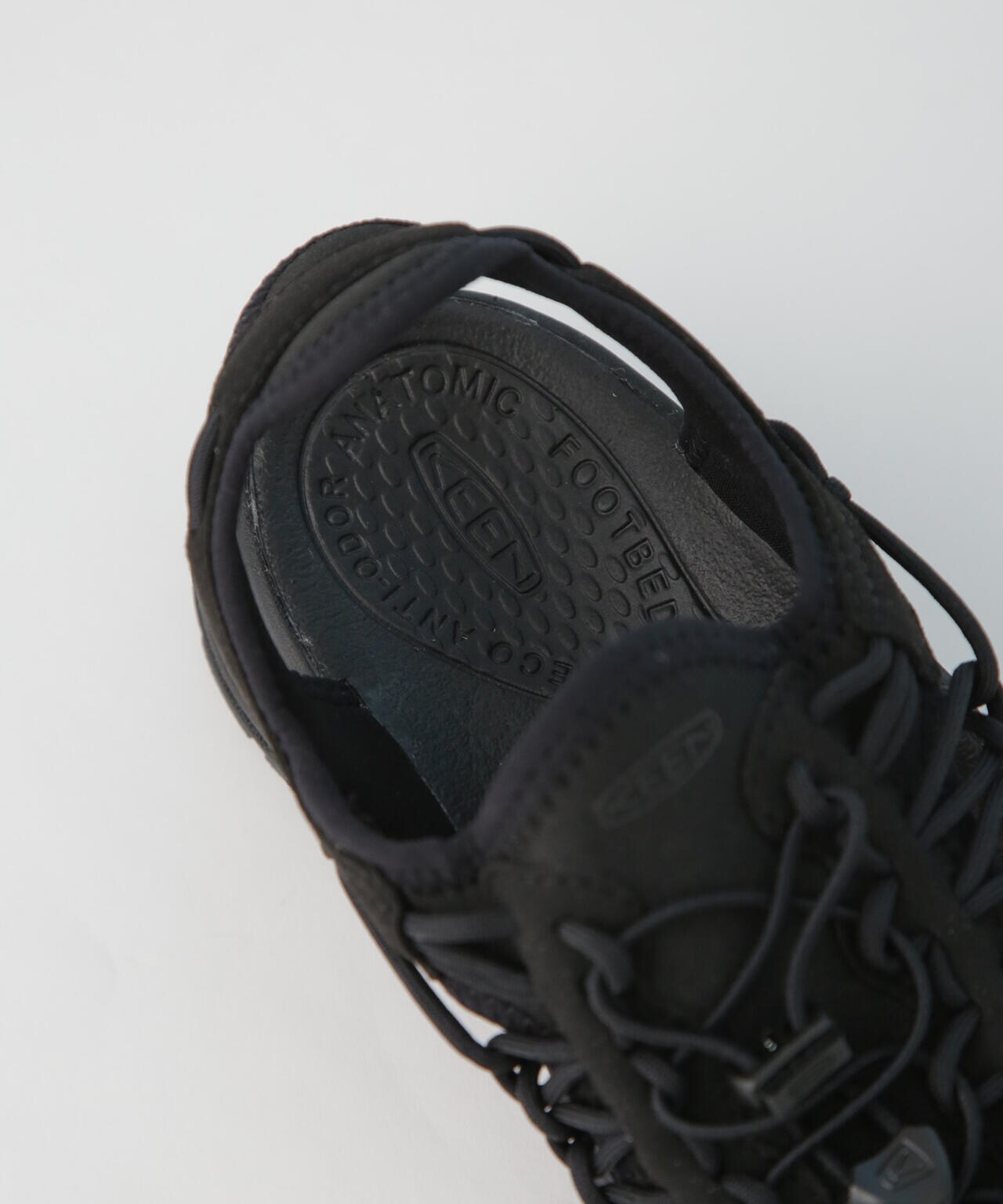 KEEN/UNEEK ASTORIA ユニーク アストリア ブラック 6714135192