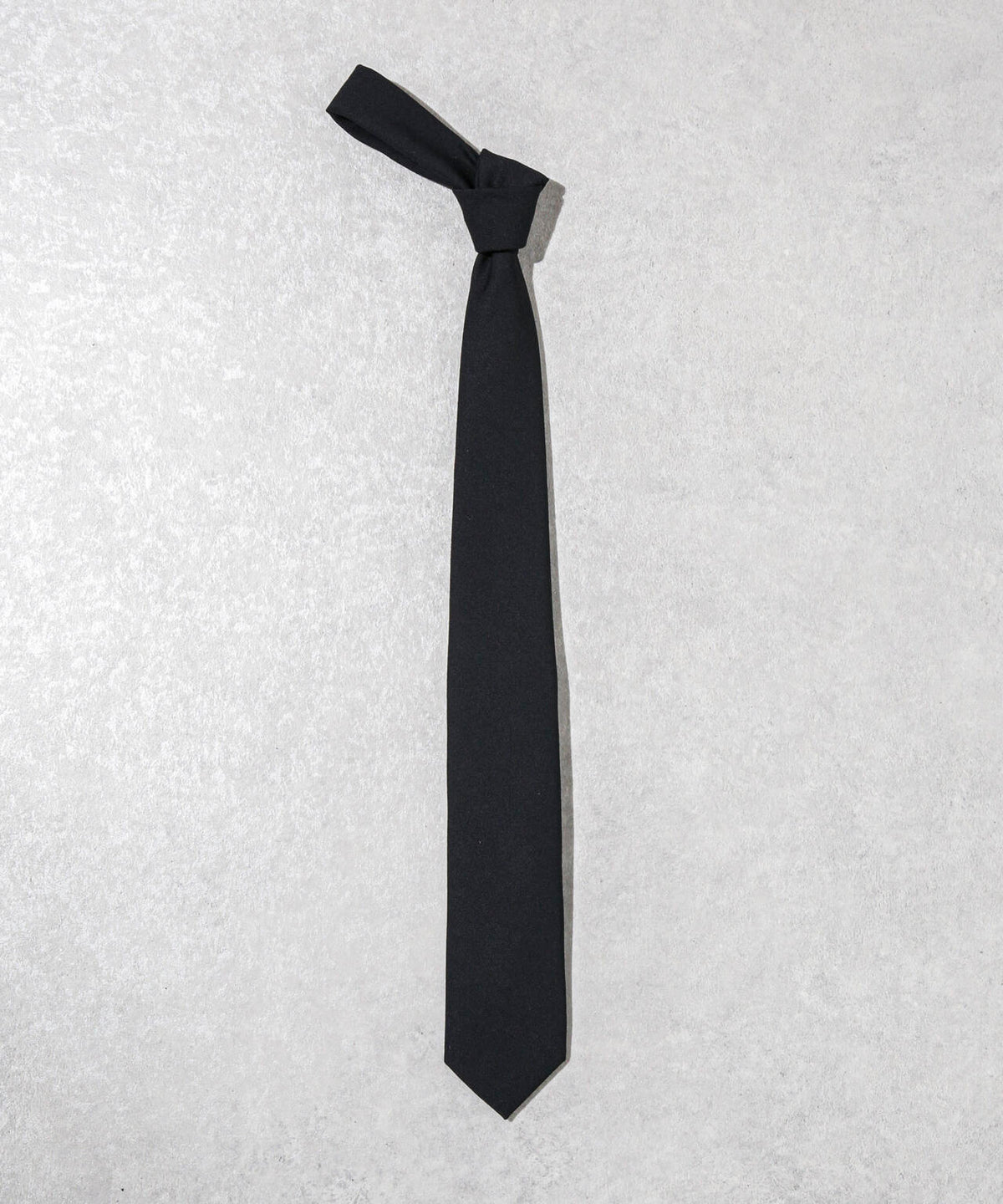 「ESSENTIAL LINE THE TAYLOR」TWソリッドネクタイ 6683242207