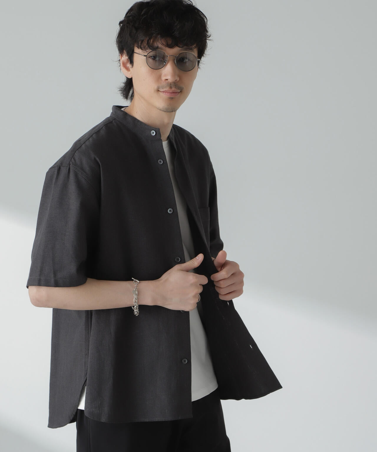 リネンコットンヘリンボーンバンドカラーシャツ 6684121212