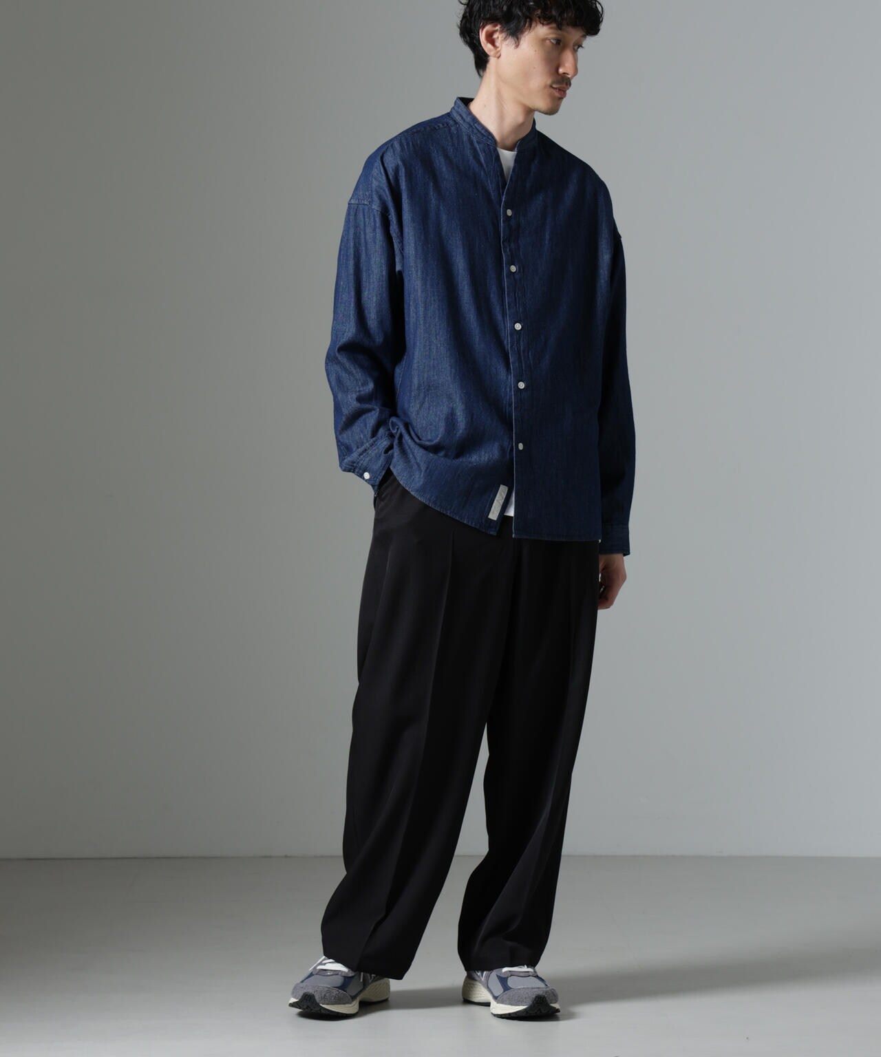 「大人のワイドシャツ」バンドカラーデニム 長袖 6684220214