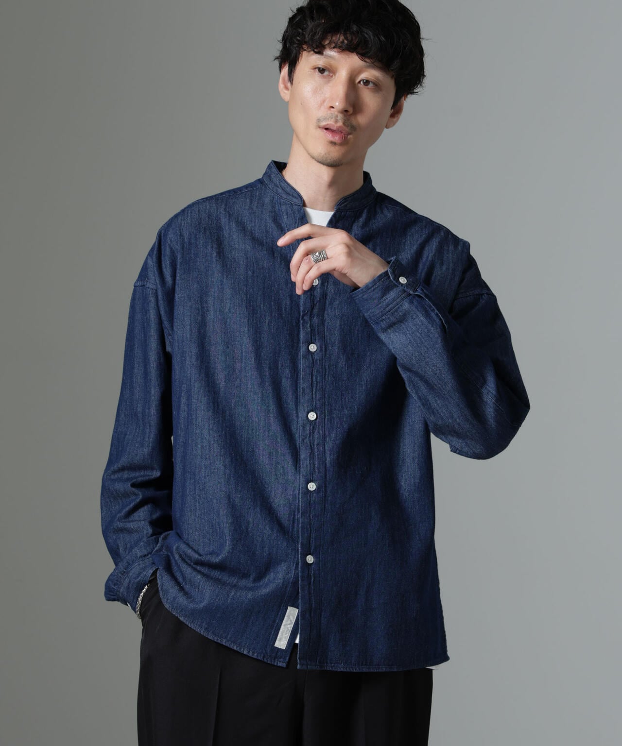 「大人のワイドシャツ」バンドカラーデニム 長袖 6684220214