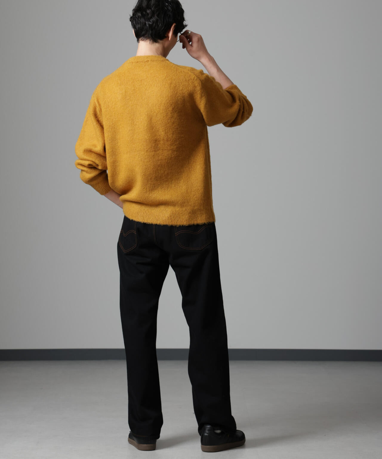 モヘヤブレンド起毛クルーネックニット 6684222257