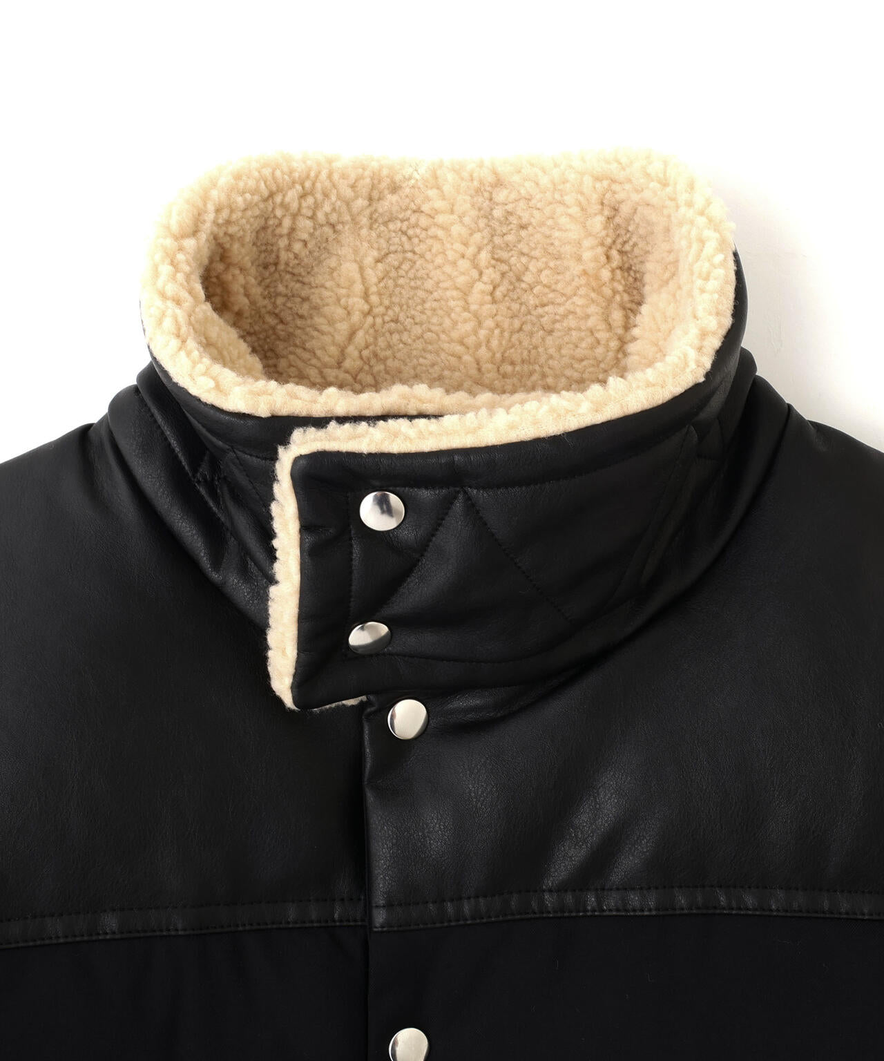 「西川ダウン(R)」ボアカラーサージショートダウン 6685214205