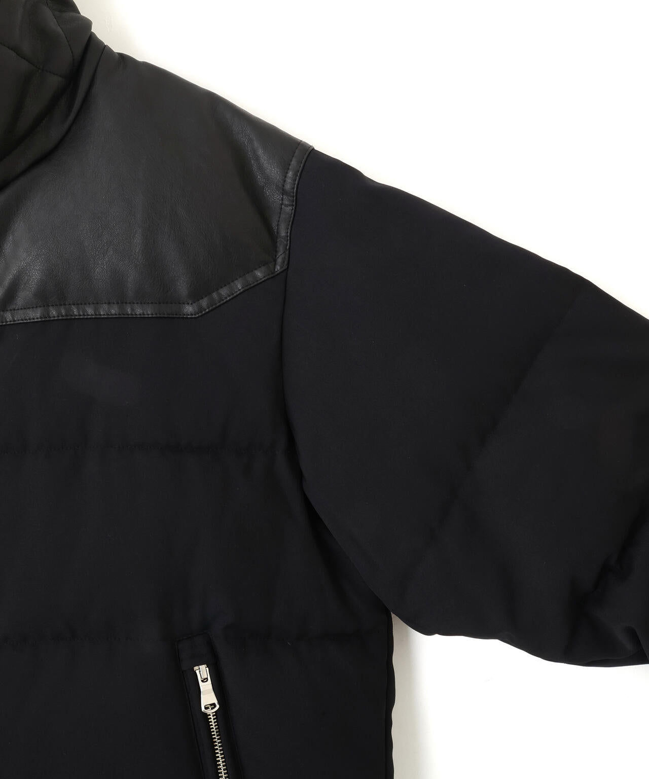 「西川ダウン(R)」ボアカラーサージショートダウン 6685214205