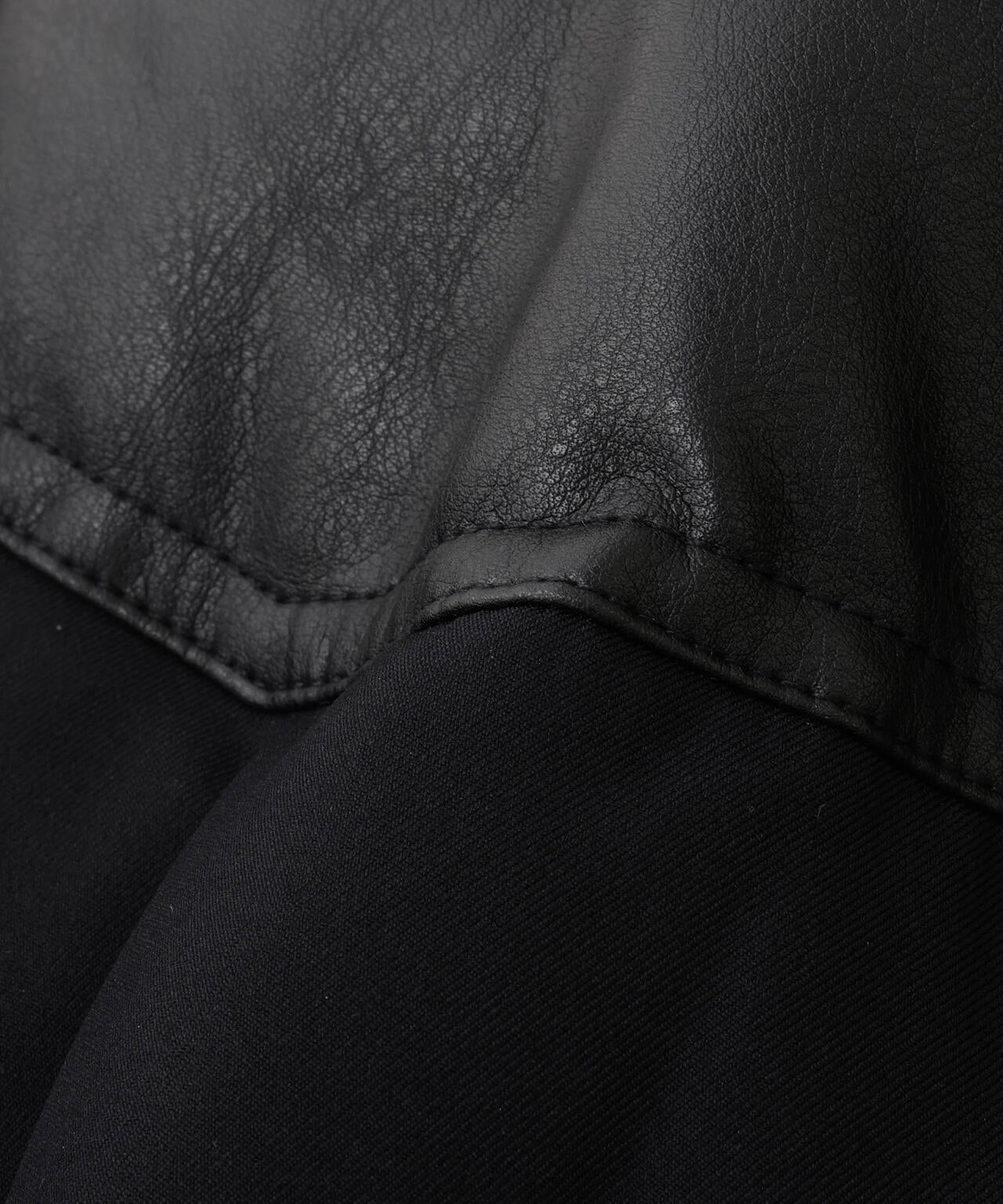 「西川ダウン(R)」ボアカラーサージショートダウン 6685214205