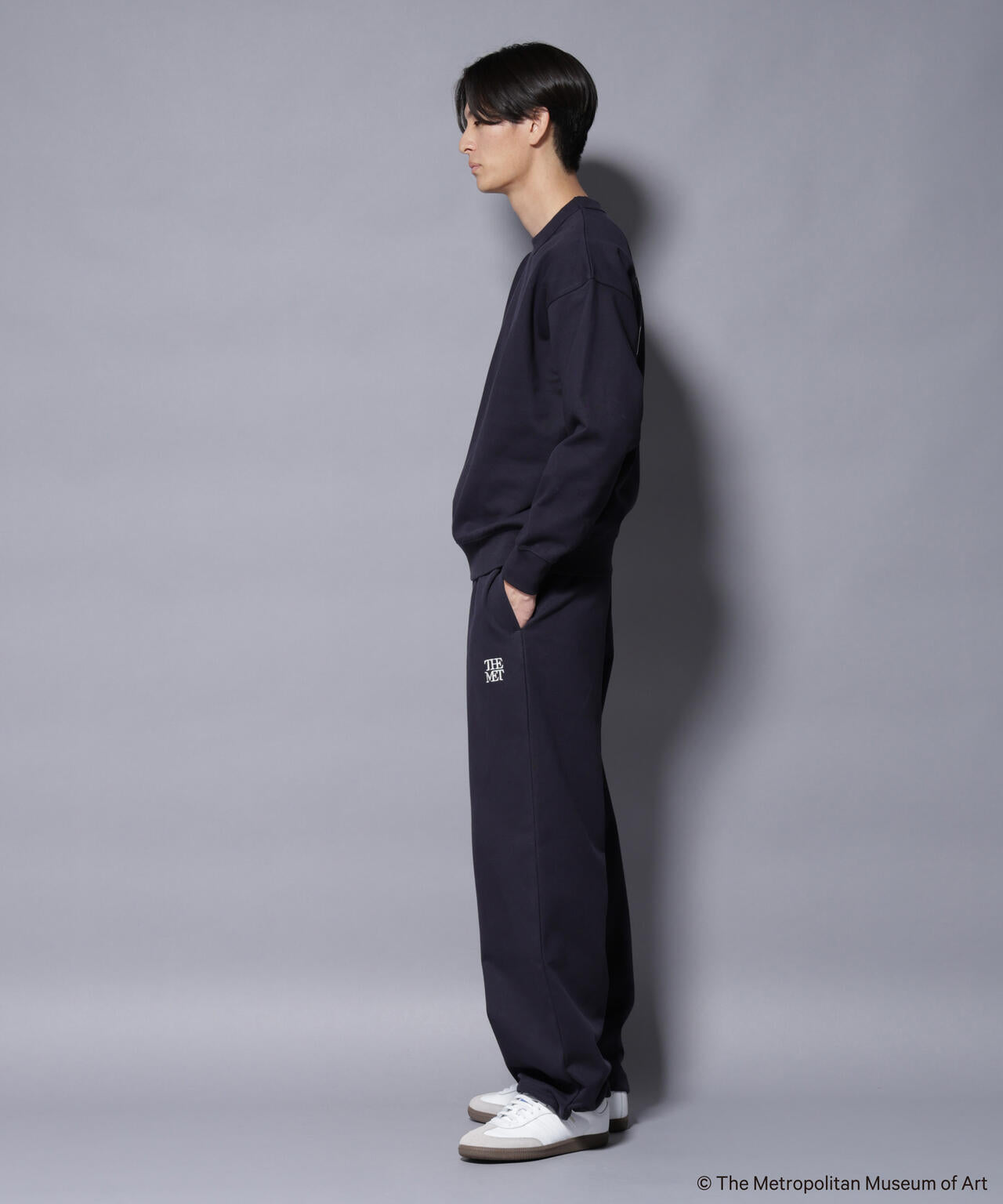「The Met」ロゴ×アーカイブロゴ刺繍スウェット(セットアップ可) 6685223243