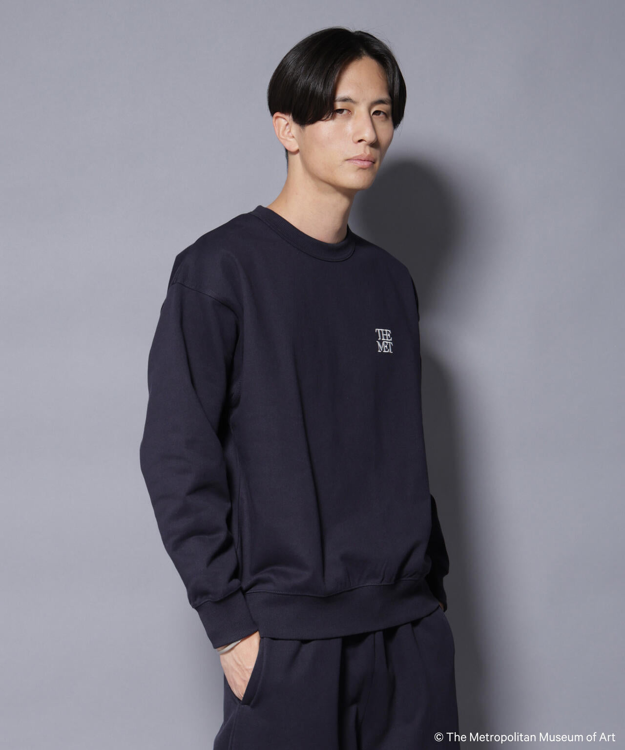 「The Met」ロゴ×アーカイブロゴ刺繍スウェット(セットアップ可) 6685223243
