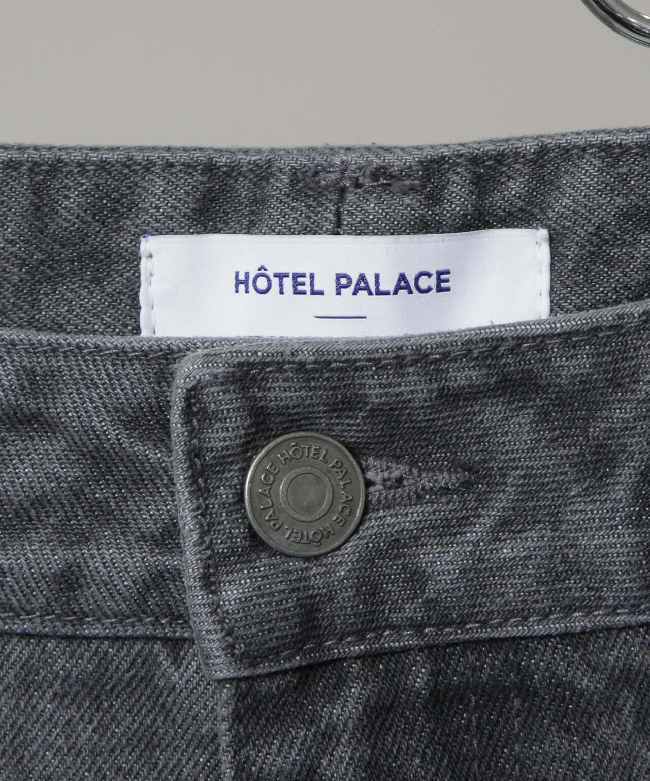 「HOTEL PALACE」 フェードデニム ルーズシルエットパンツ 6685227213