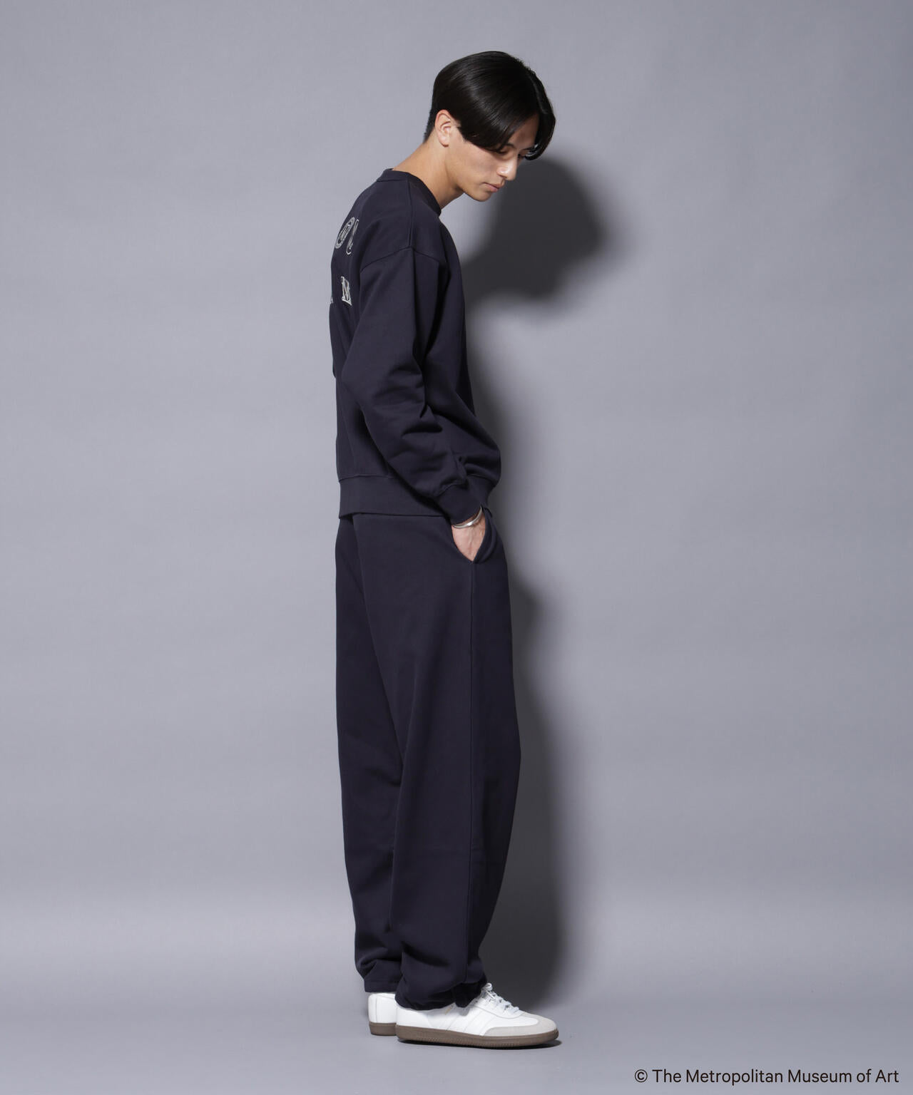 「The Met」ロゴ刺繍 2WAYワイドスウェットパンツ(セットアップ可) 6685227229