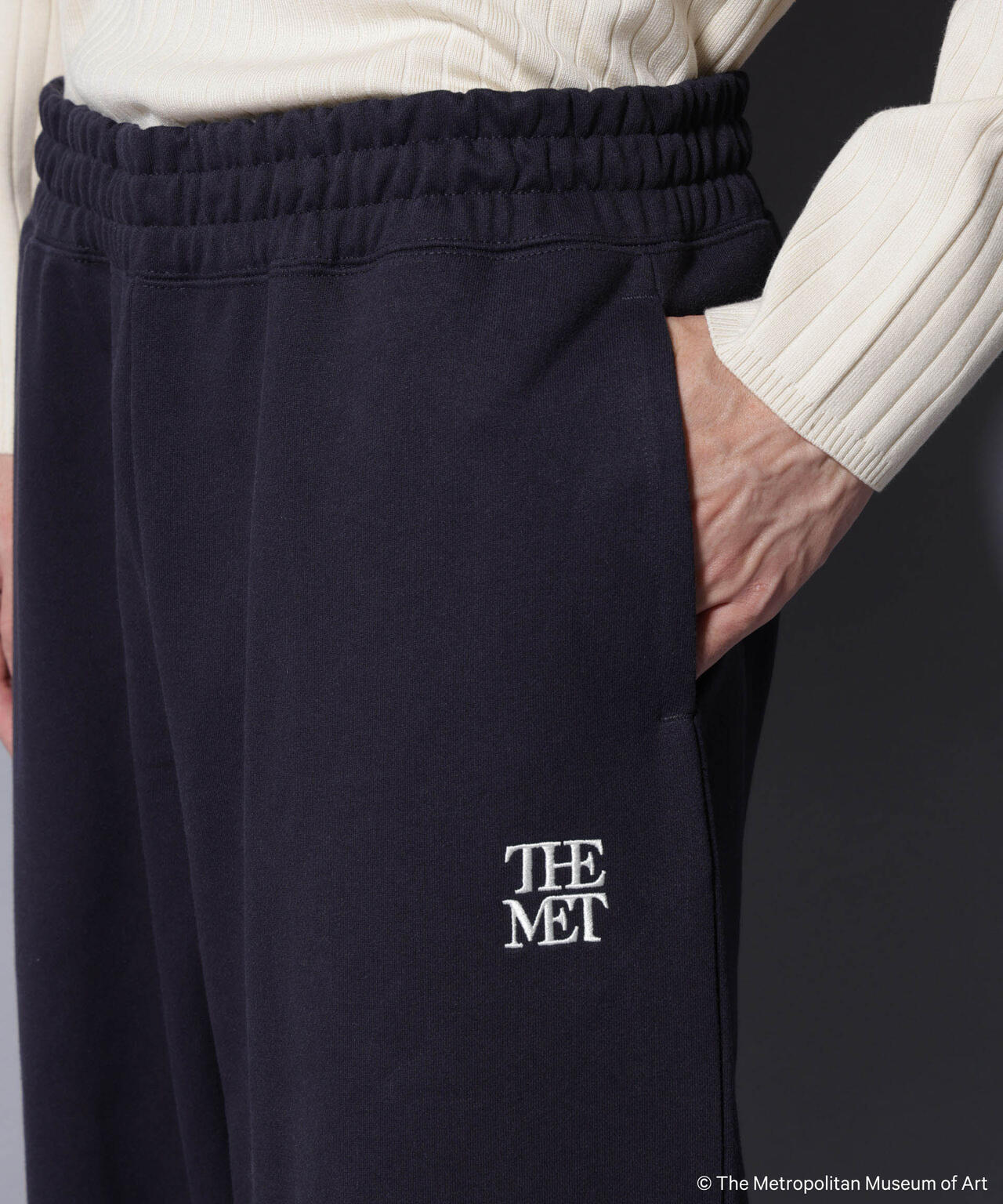「The Met」ロゴ刺繍 2WAYワイドスウェットパンツ(セットアップ可) 6685227229