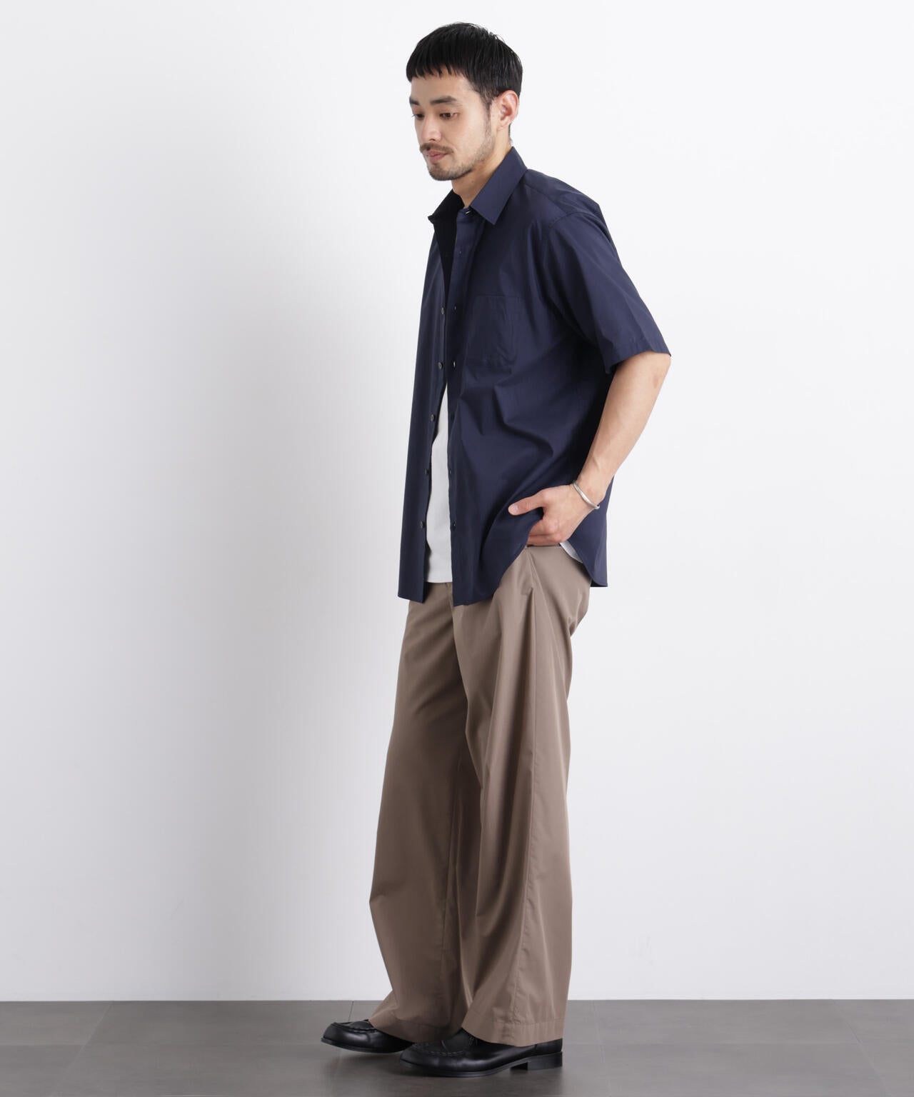 ポリエステル/麻混 半袖レギュラーカラーシャツ 6686121212