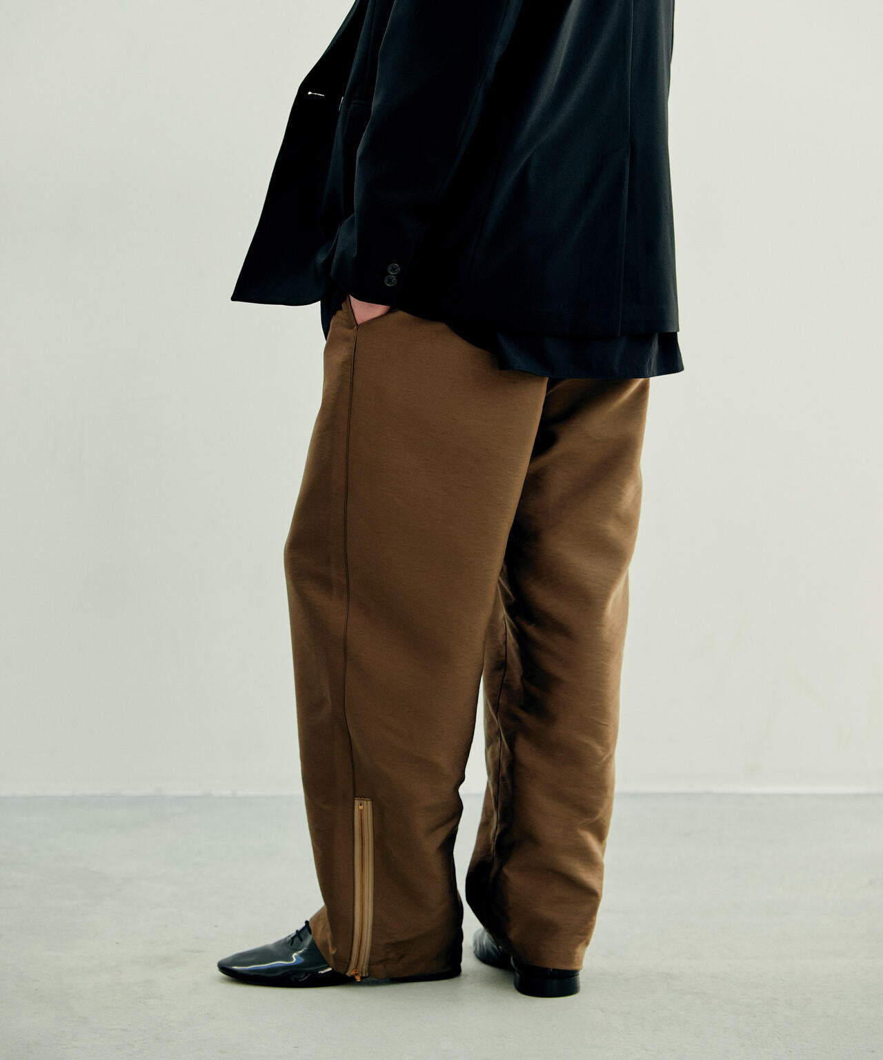 「ASSEMBLANC」 パラシュートパンツ 6686127208