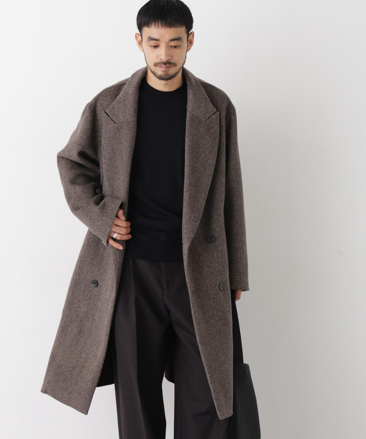 「ASSEMBLANC」 カシミヤブレンドリバーピークドラペルダブルコート 6686211209