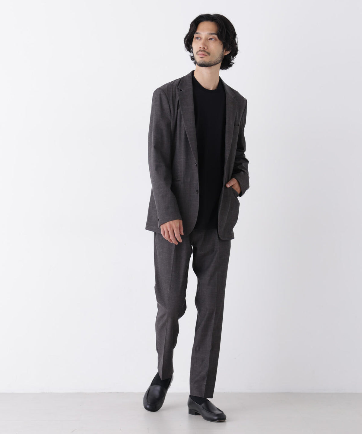 【オールシーズン対応可能】「Damerino」T/R パウダリー2WAYストレッチセットアップ 6686218207