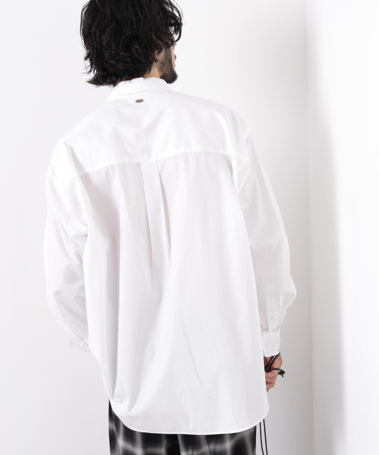 「ASSEMBLANC」 スタッズシャツ 6686220202