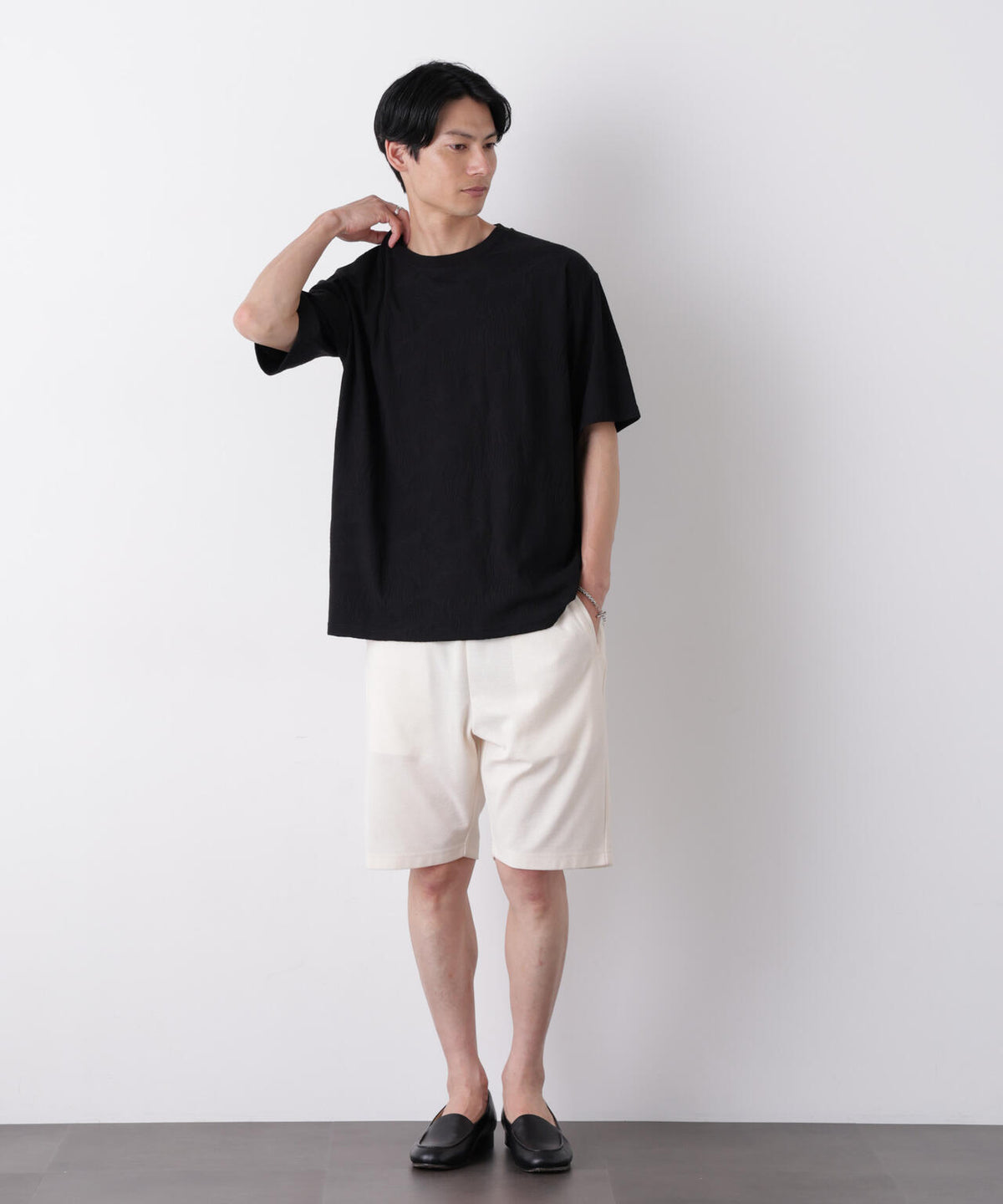リンクスジャガードリーフ柄Tシャツ 6686224204