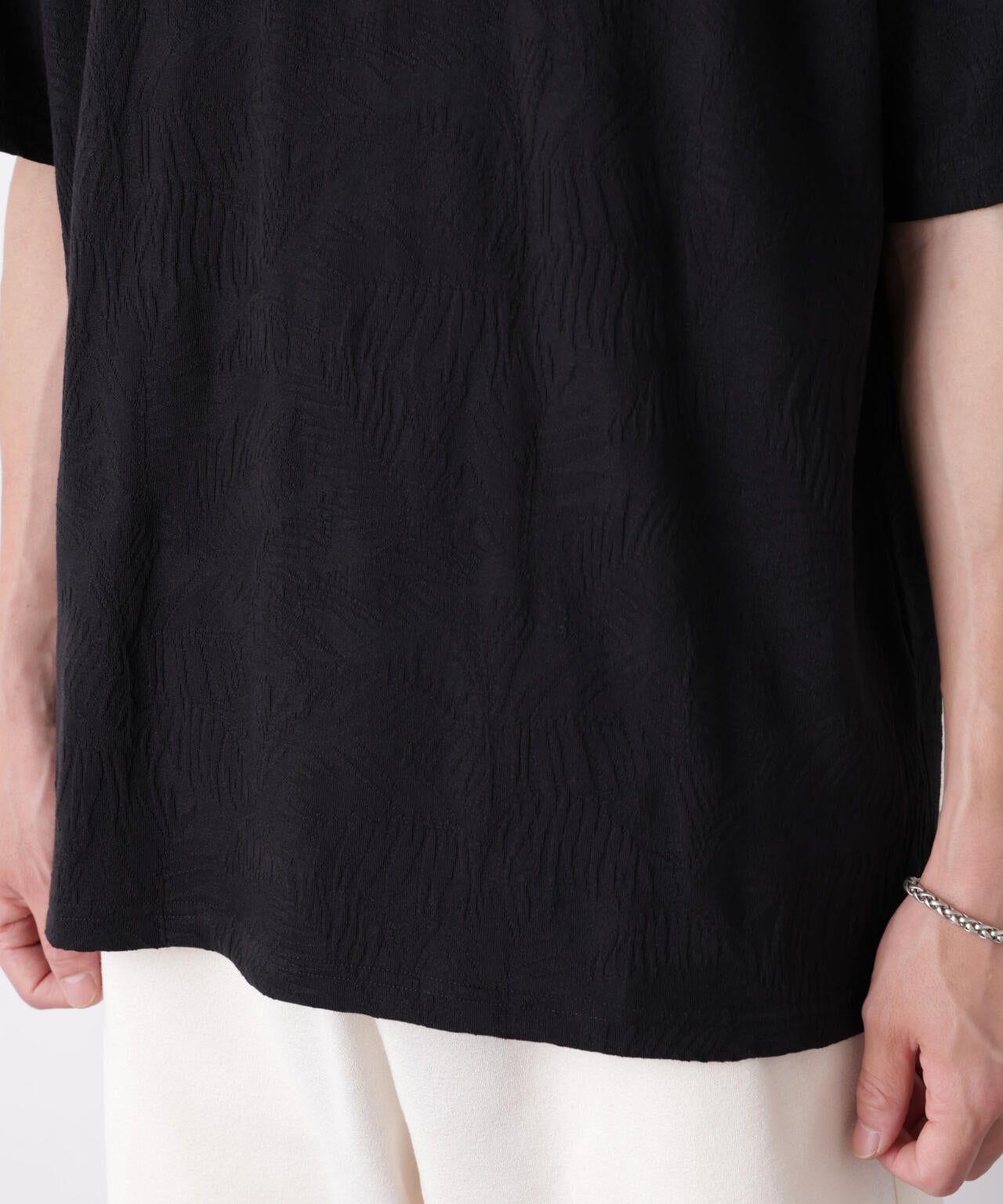 リンクスジャガードリーフ柄Tシャツ 6686224204
