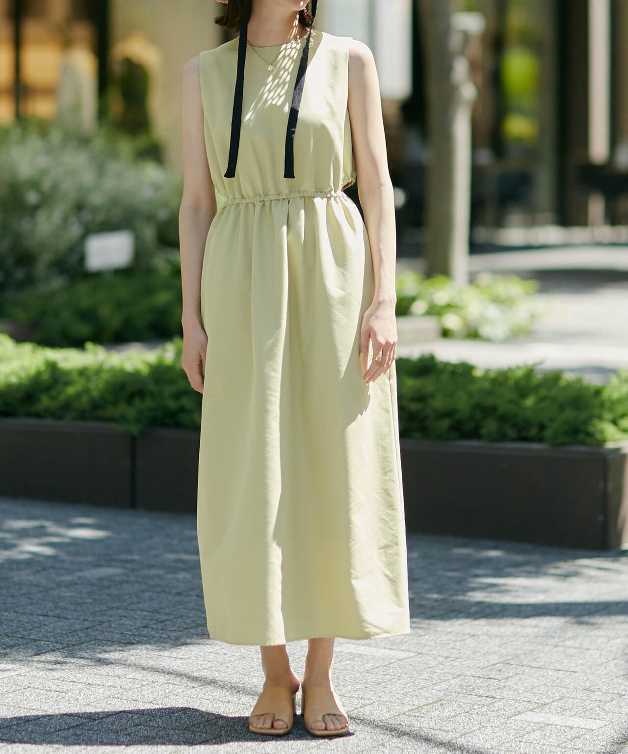 LB.03/ウエストスリットノースリーブワンピース 6693119304