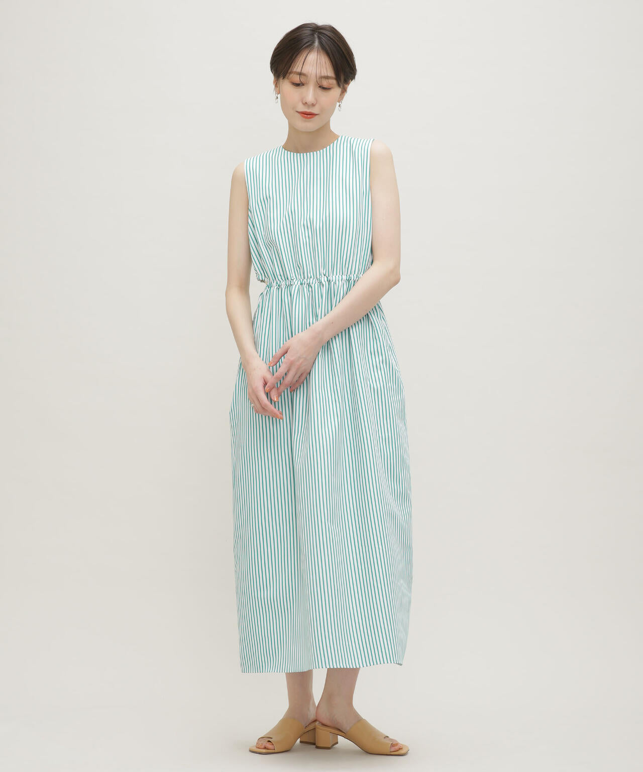 LB.03/ウエストスリットノースリーブワンピース 6693119304