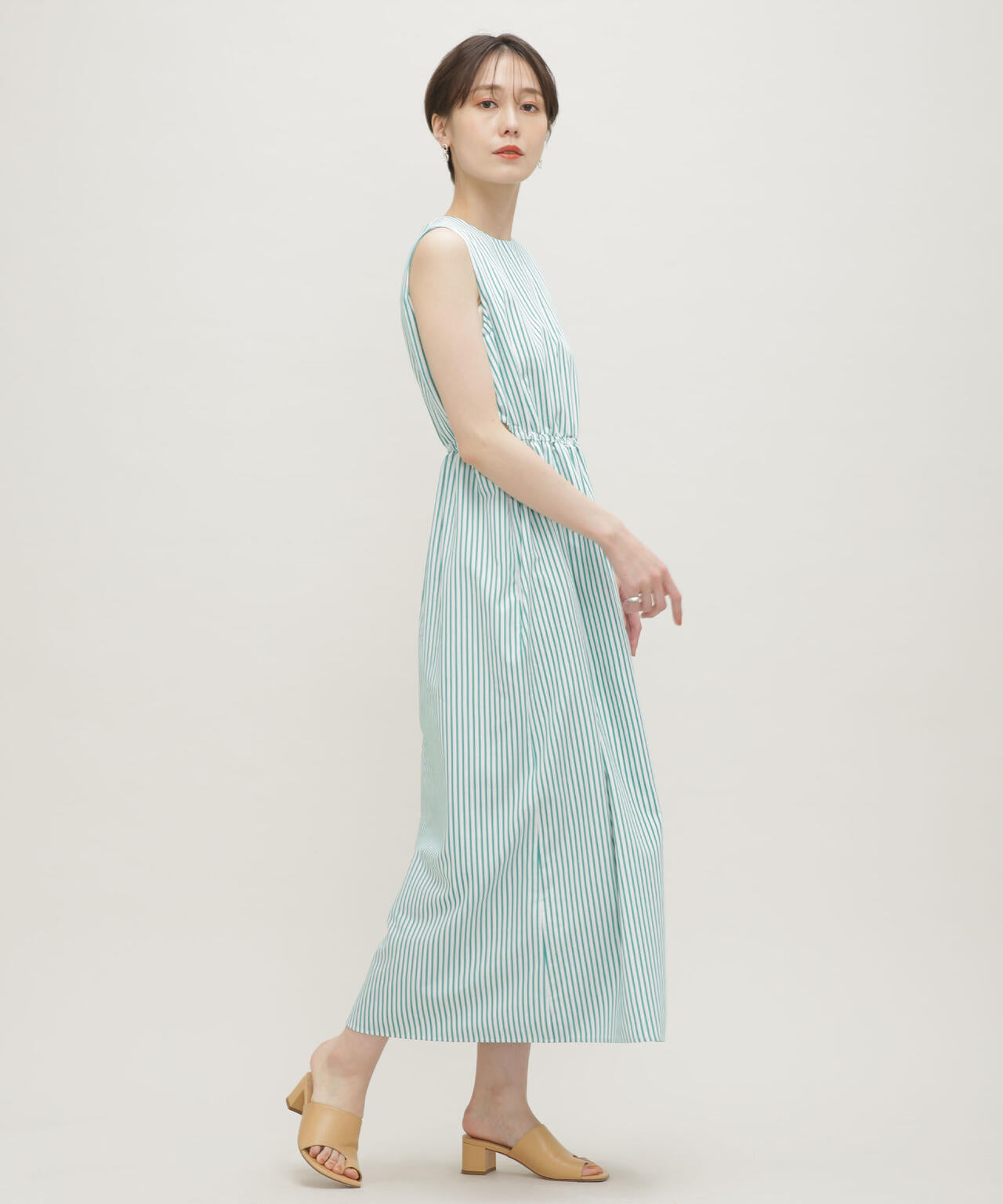 LB.03/ウエストスリットノースリーブワンピース 6693119304