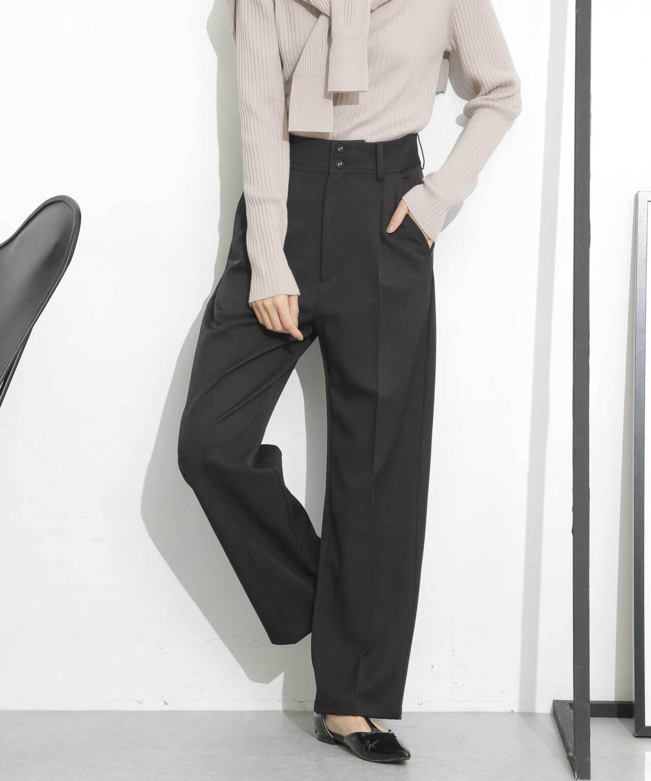 タックテーパードパンツ 6693227309