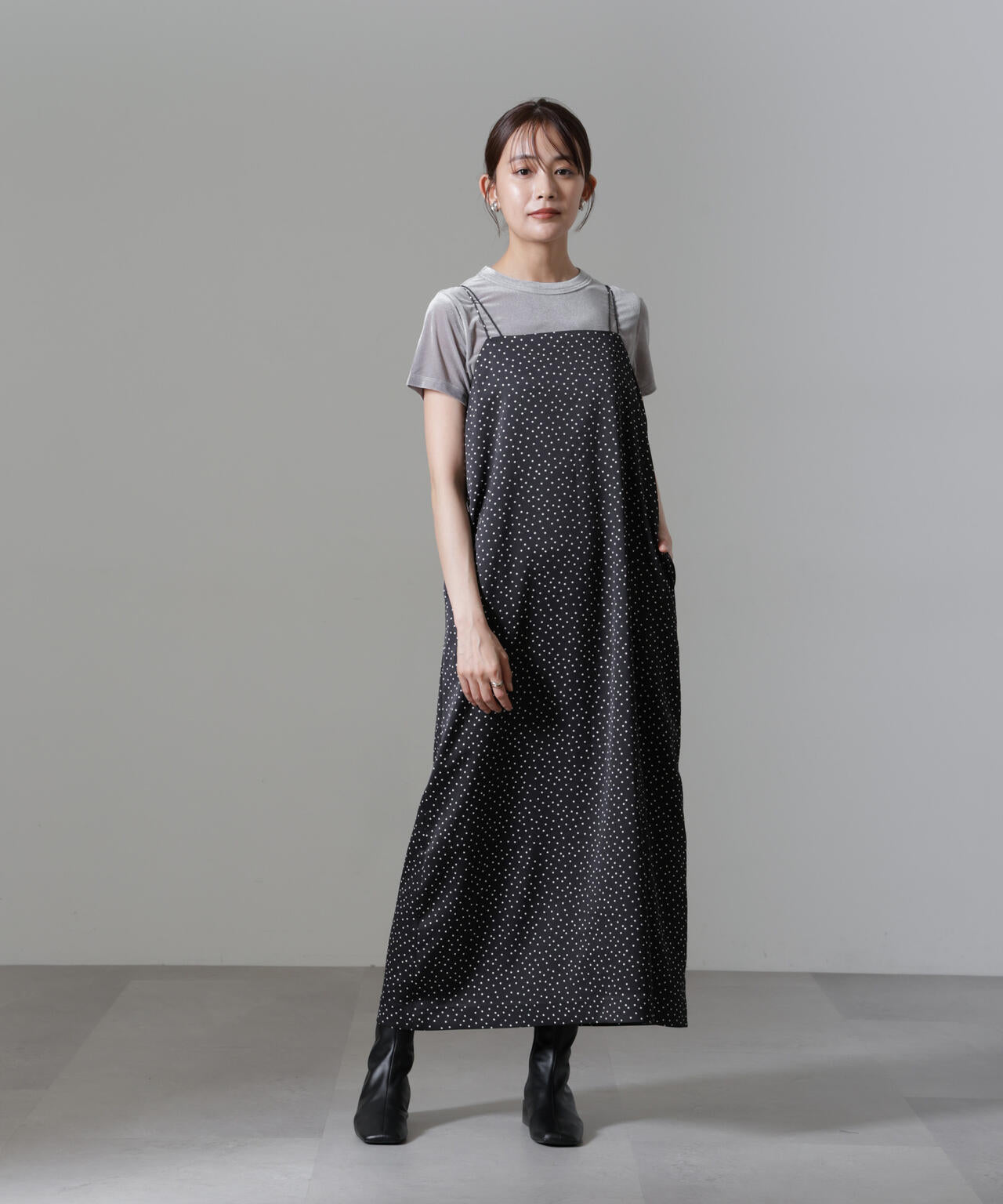 ドットプリントサテンキャミワンピース 6694219328