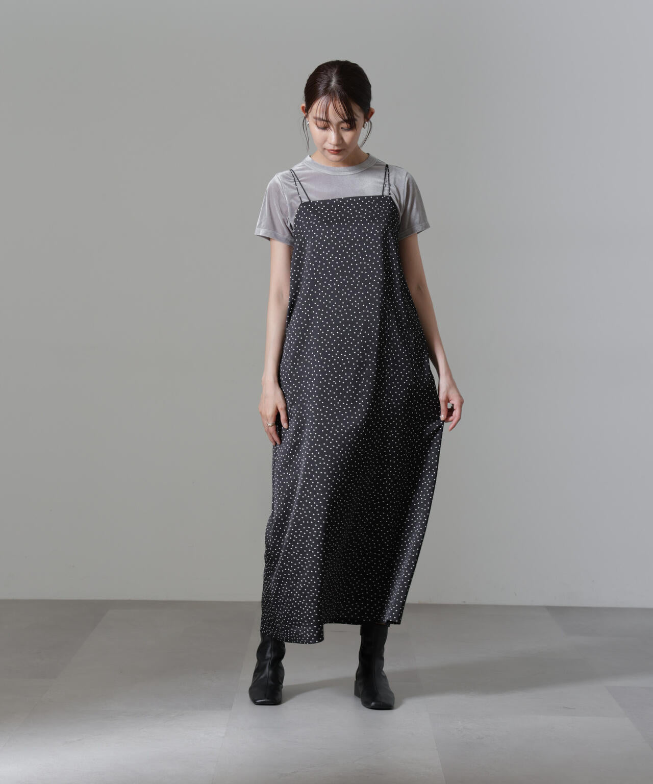 ドットプリントサテンキャミワンピース 6694219328