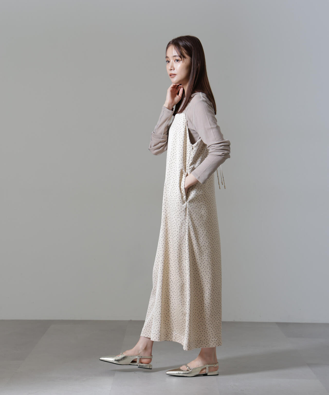 ドットプリントサテンキャミワンピース 6694219328