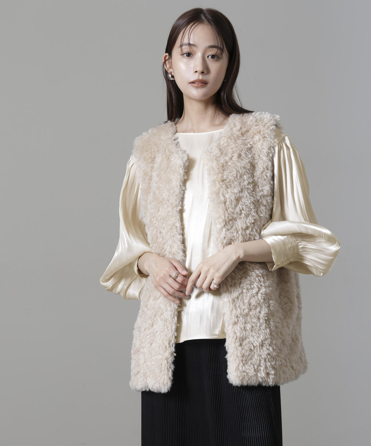 ブライトシアーギャザーブラウス 6694220305