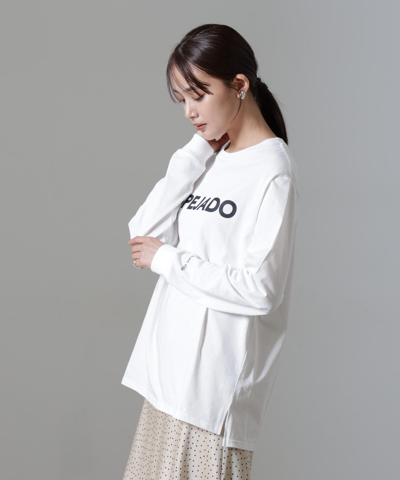 レタードロゴプリントロングスリーブTシャツ 6694223307