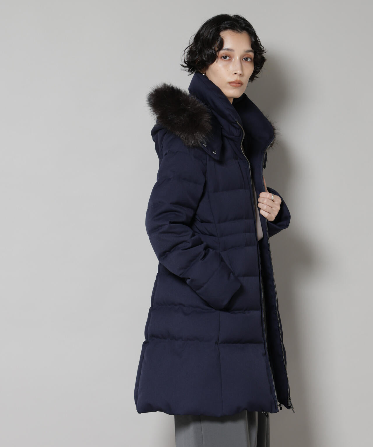 「西川ダウン(R)」サージロングダウン 6695214302