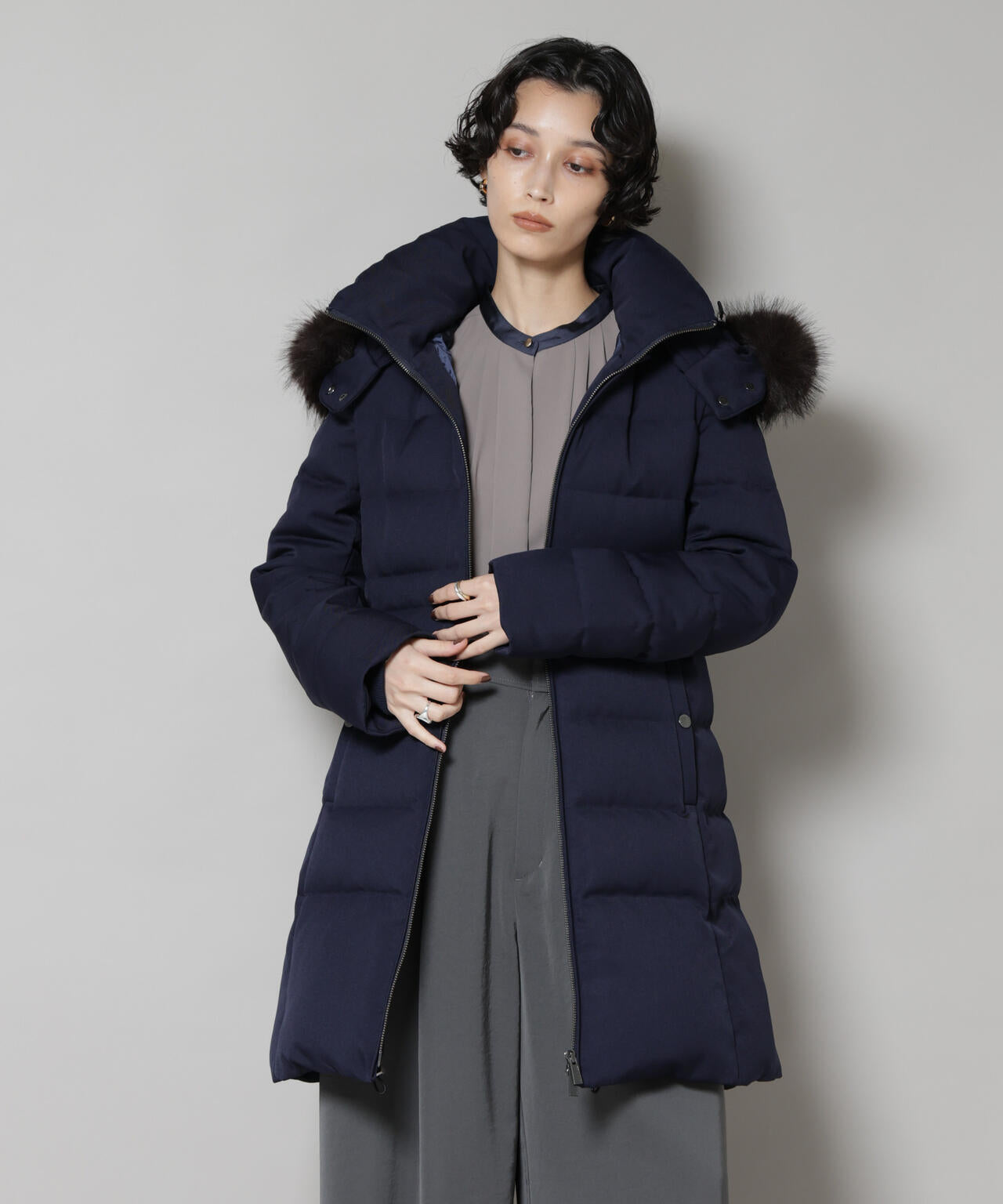 「西川ダウン(R)」サージロングダウン 6695214302