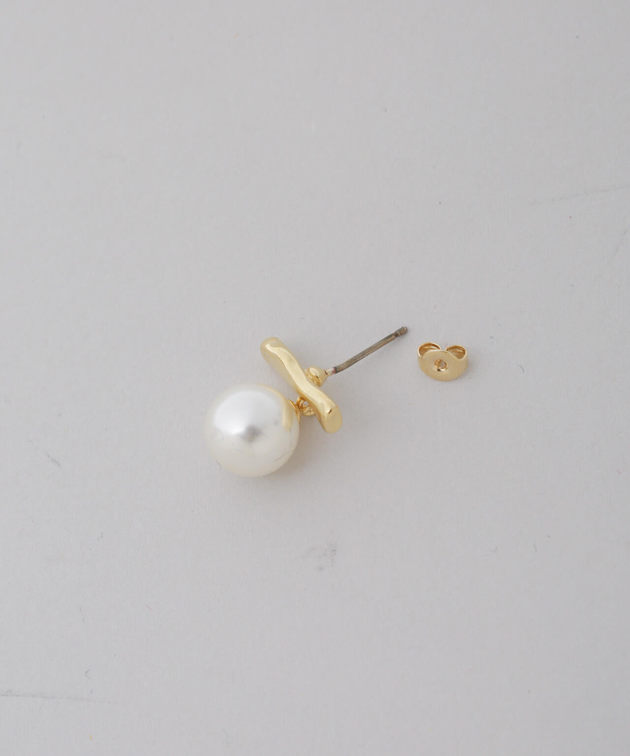 バー&イミテーションパールピアス 6695245300