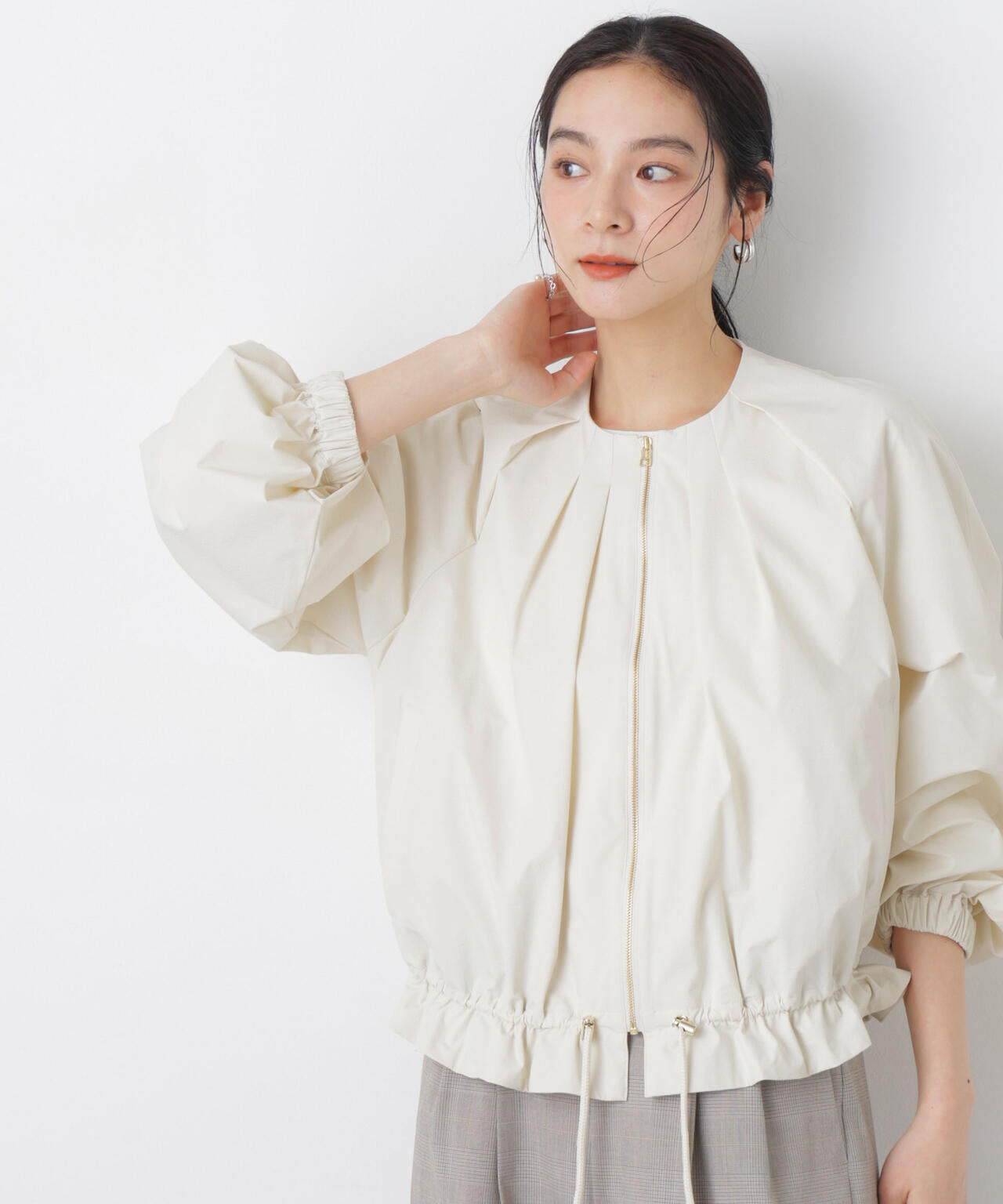 ノーカラードロストタックブルゾン 6696112303