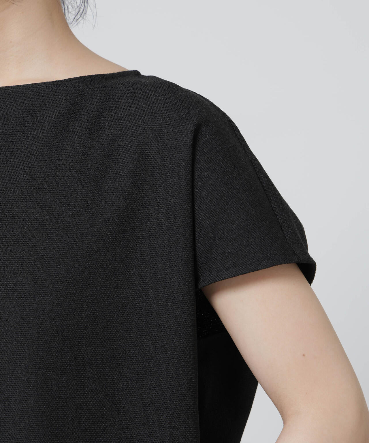 「Meaningful Continuity」coveross(R)EOSブッチャーノースリブラウス×パンツセットアップ 6696119307