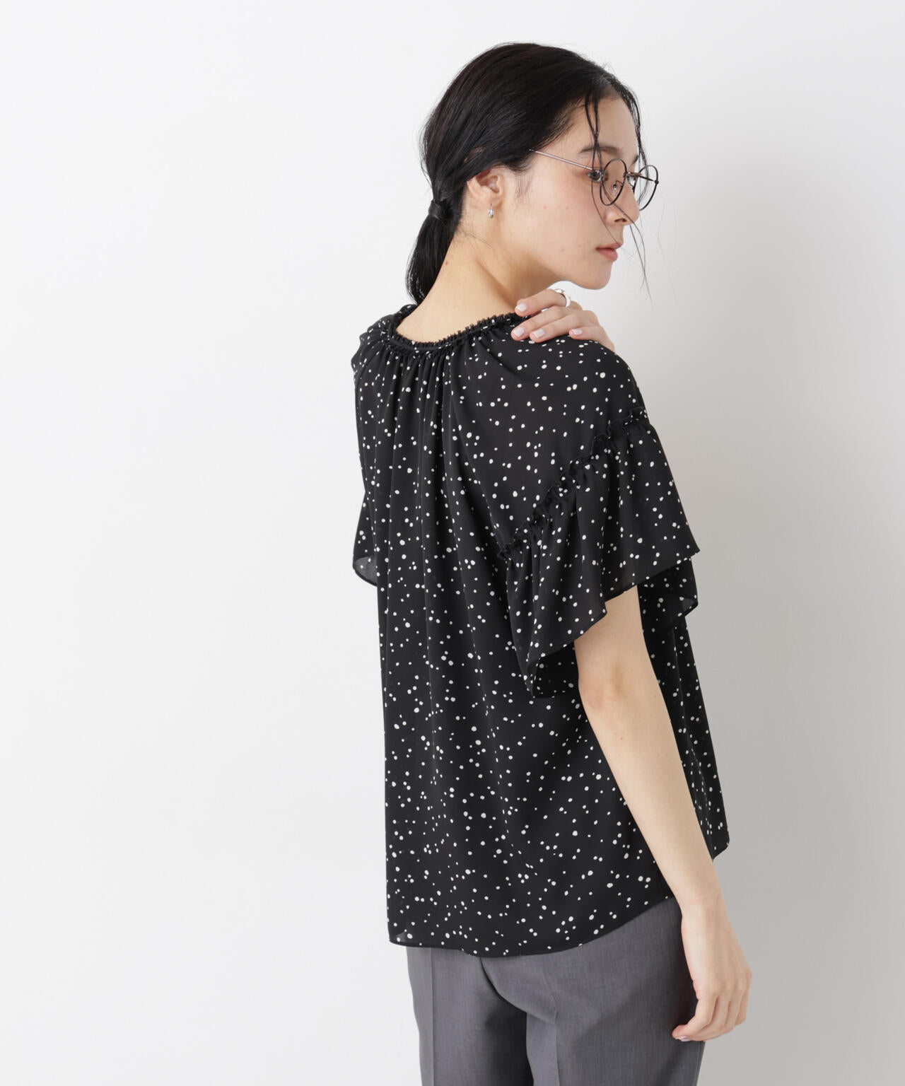 ドットプリントギャザーブラウス 6696121309