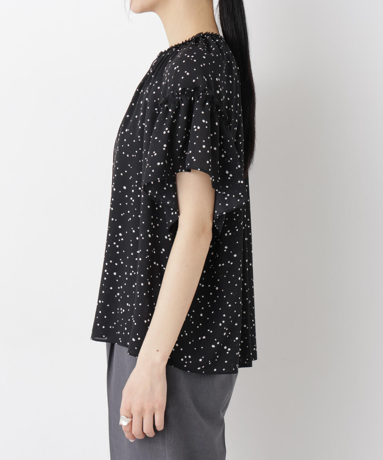 ドットプリントギャザーブラウス 6696121309