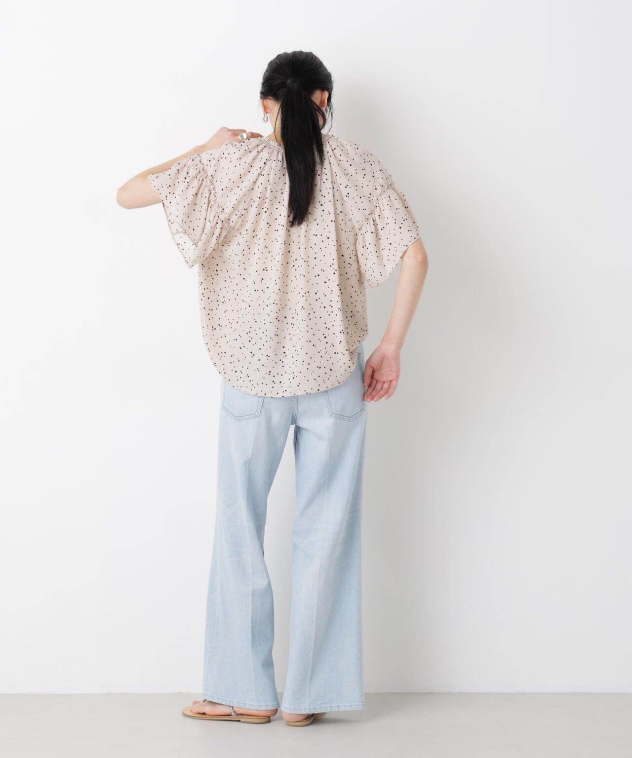 ドットプリントギャザーブラウス 6696121309