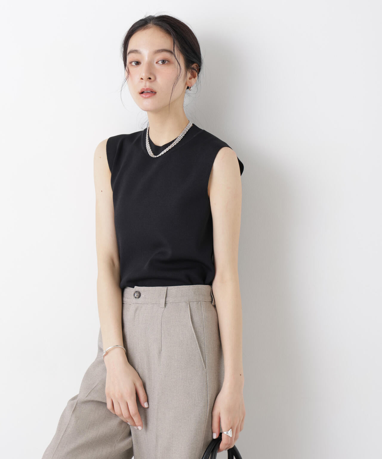 SUMMER VEIL KNIT 総針ノースリーブニット 6696122323