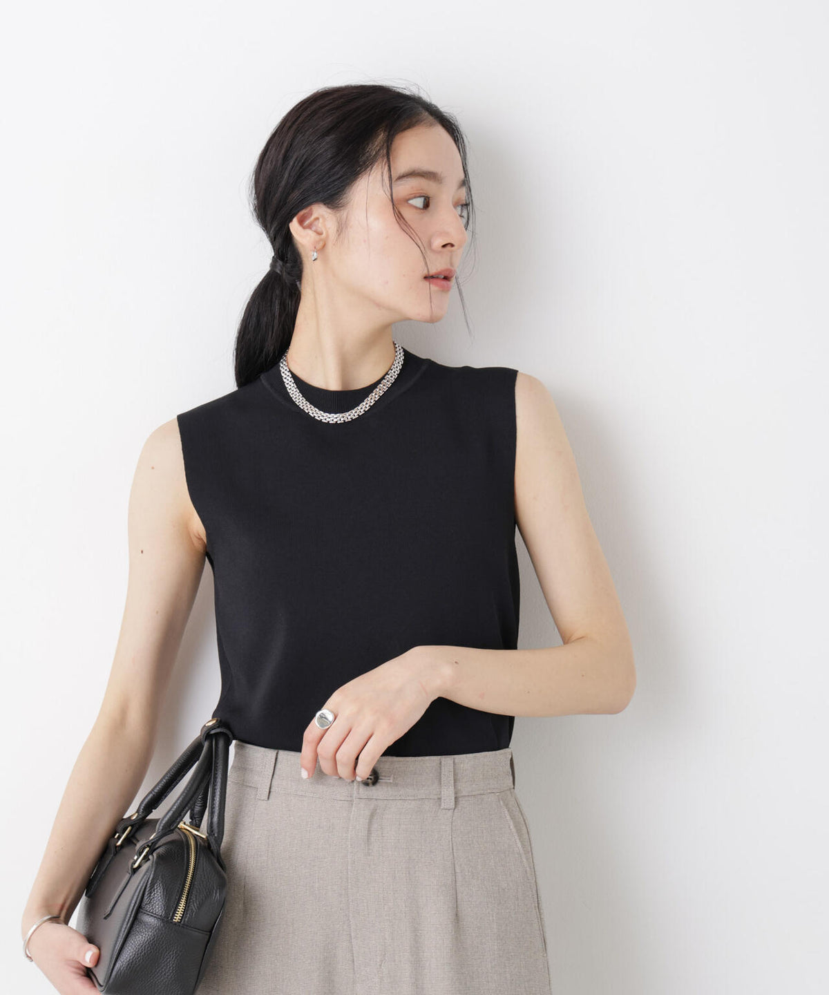 SUMMER VEIL KNIT 総針ノースリーブニット 6696122323
