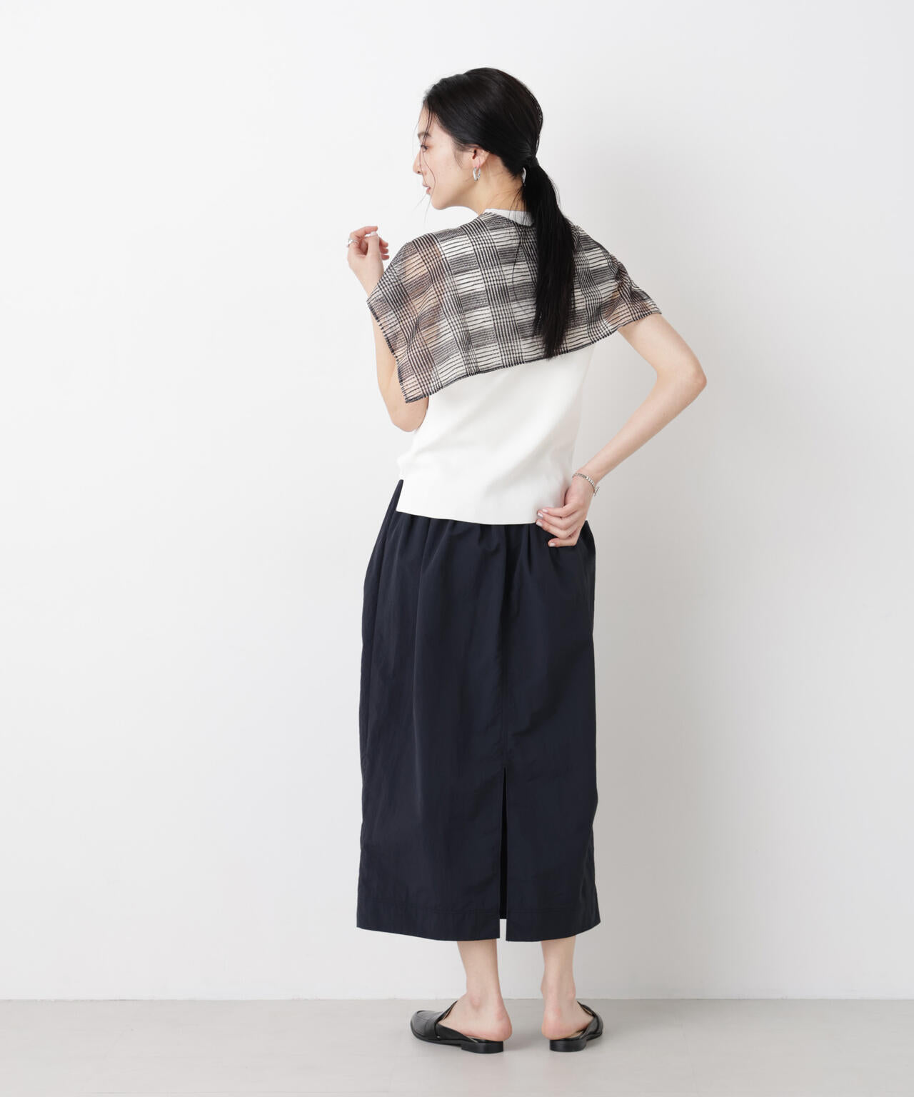 SUMMER VEIL KNIT 総針ノースリーブニット 6696122323