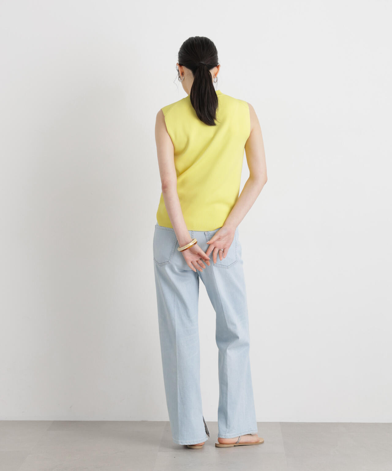 SUMMER VEIL KNIT 総針ノースリーブニット 6696122323