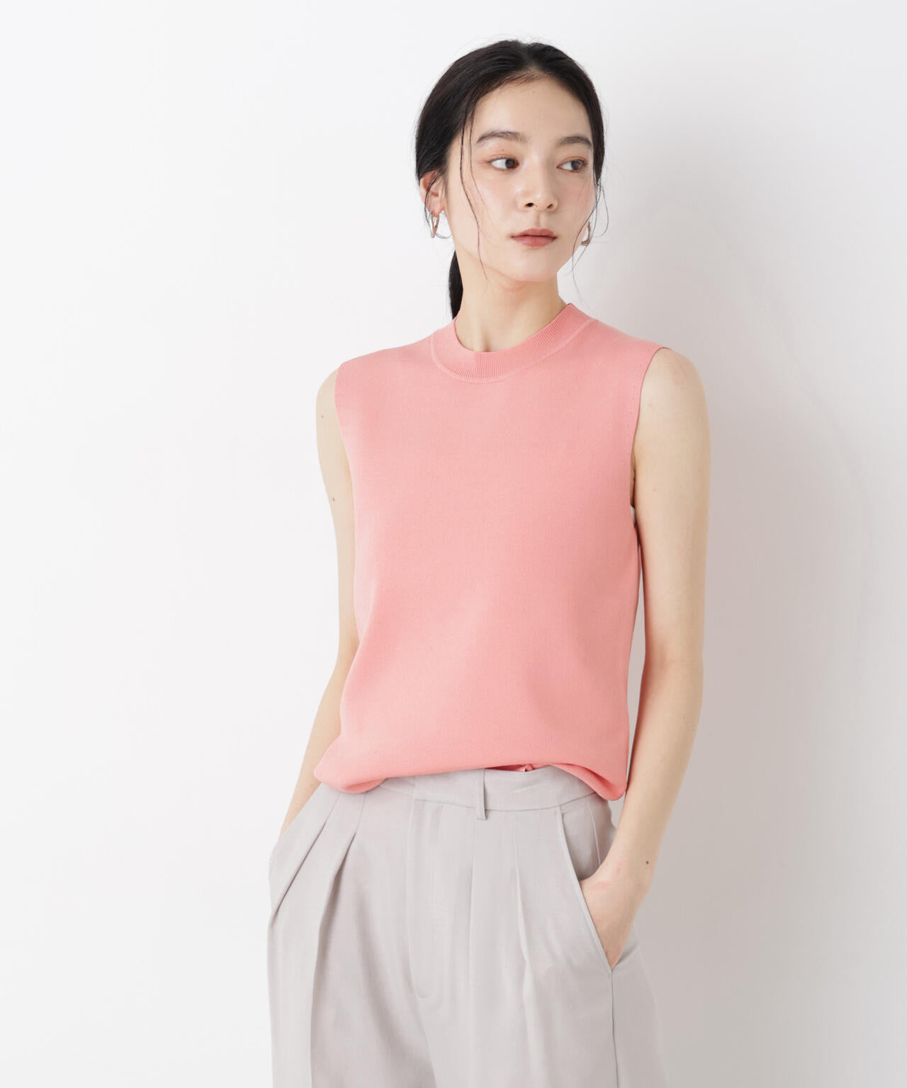 SUMMER VEIL KNIT 総針ノースリーブニット 6696122323
