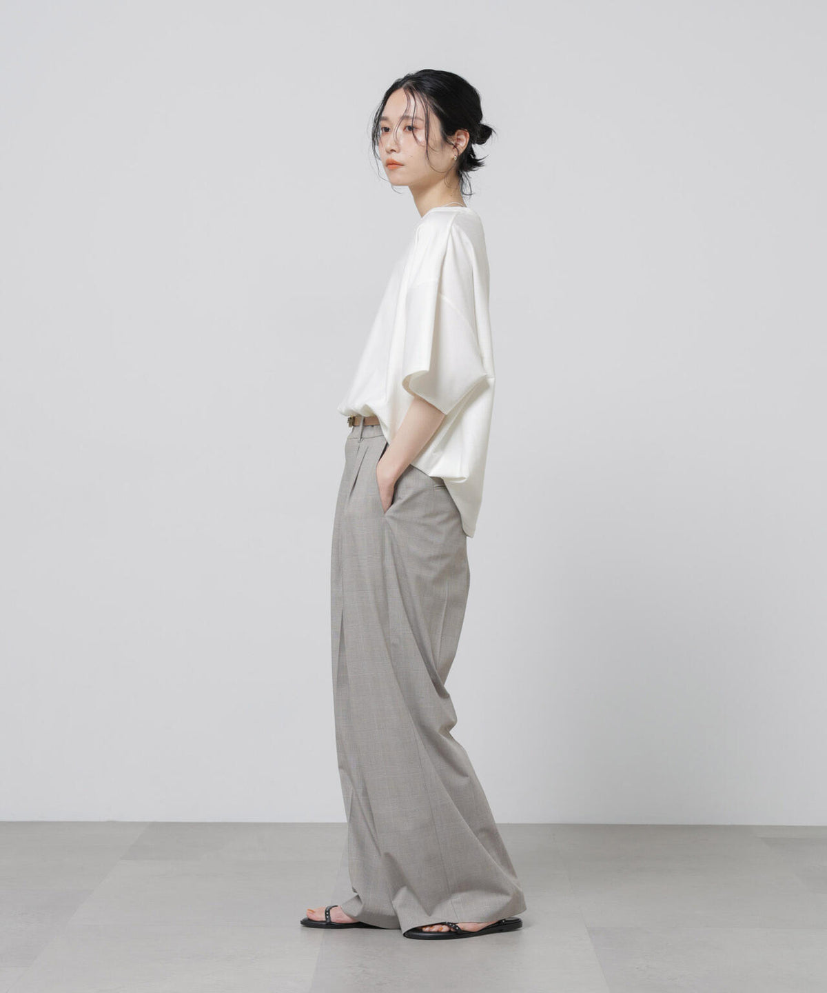 「Meaningful Continuity」coveross(R)ツイル調冷感プレーティング天竺Tシャツ 6696124314