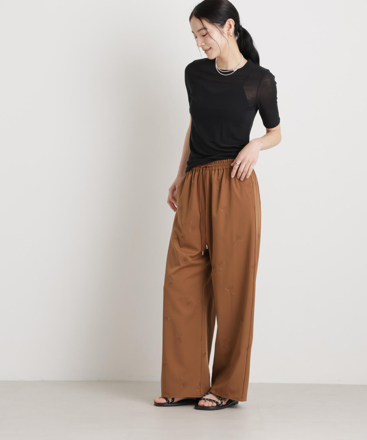 刺繍ツイルイージーワイドパンツ(セットアップ可) 6696127316