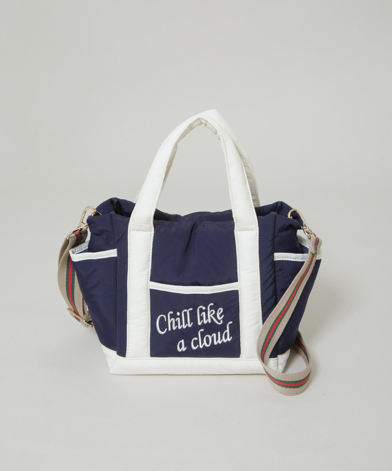 刺繍入りパフトート 6696132306