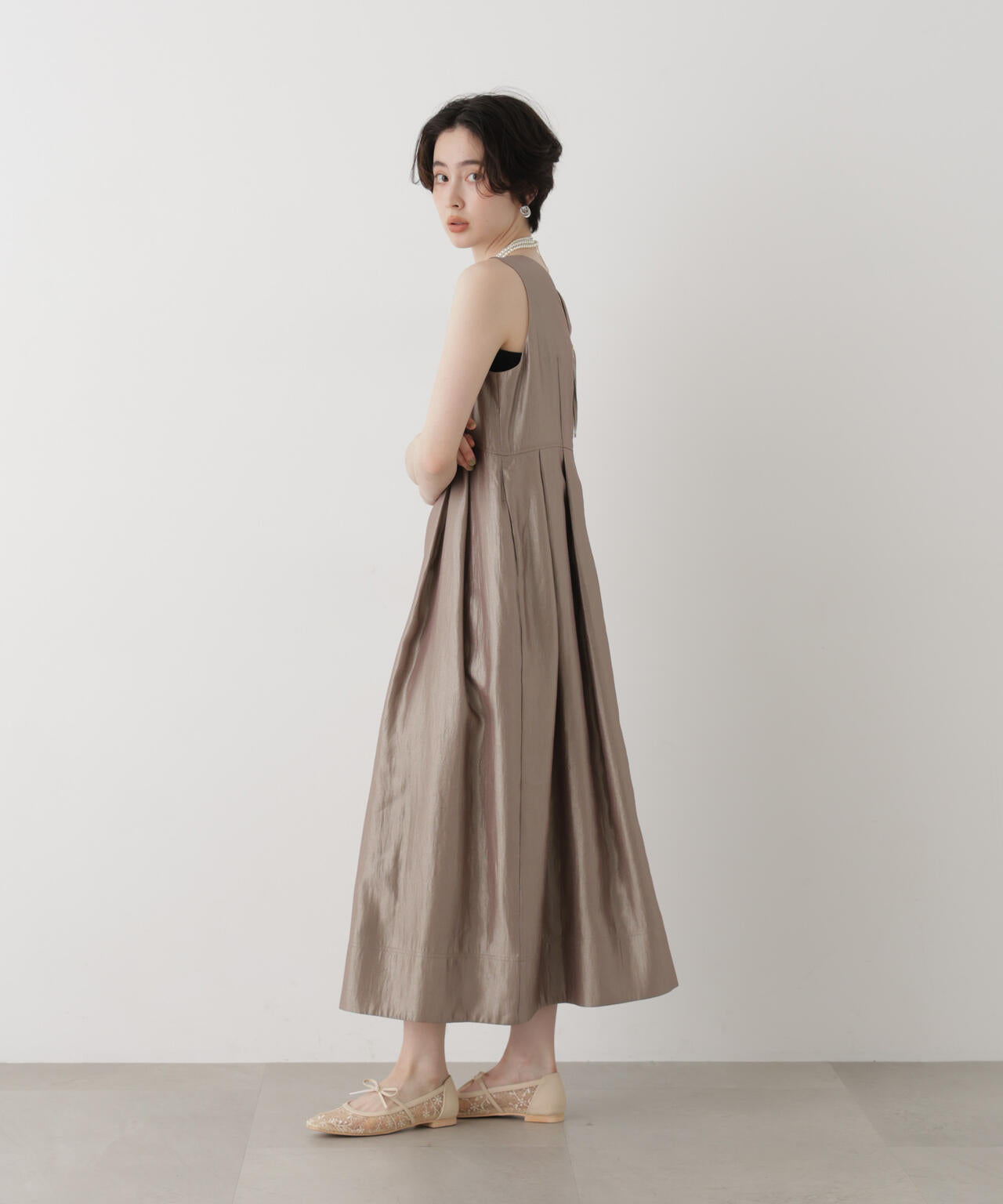 シャイニータックワンピース 6696219309