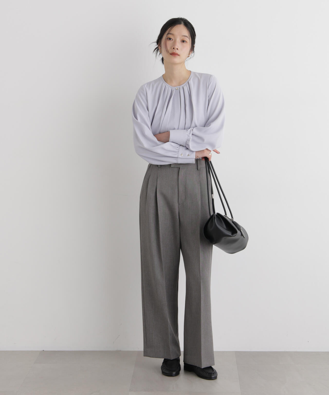 シャンブレーシャークスキンタックセミワイドパンツ(セットアップ可) 6696227302